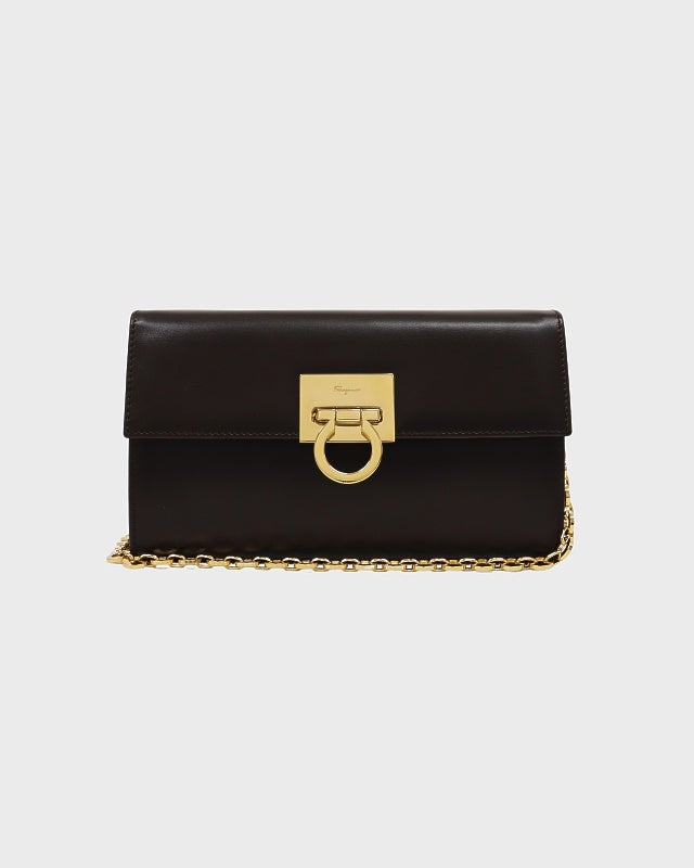 Ferragamo ガンチーニ金具レザーチェーンショルダーバッグ | Hedy