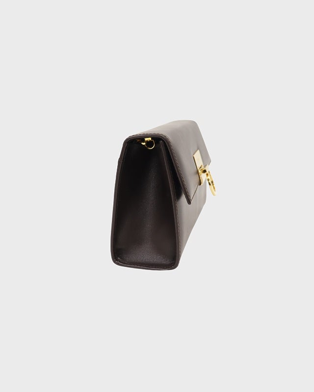 Ferragamo ガンチーニ金具レザーチェーンショルダーバッグ | Hedy