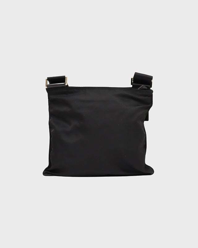 PRADA 三角ロゴ金具ナイロンショルダーバッグ | Hedy