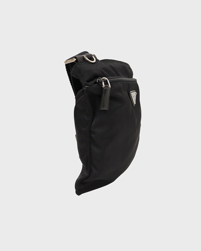 PRADA 三角ロゴ金具ナイロンショルダーバッグ | Hedy