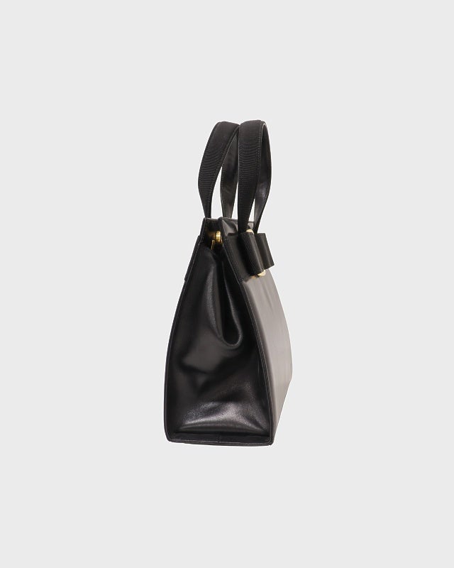 Ferragamo VARA金具レザー2Wayバッグ | Hedy