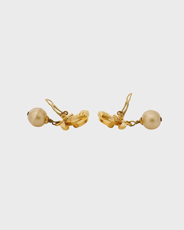 CHANEL COCOターンロックパールイヤリング | Hedy