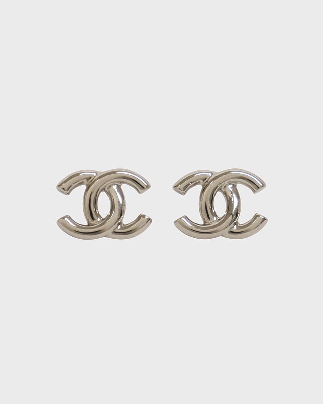 CHANEL ミニCOCOラインストーンピアス | Hedy