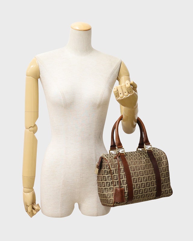Fendi ボストンバッグ ベージュ ロゴ入り FENDI ズッキーノボストンバッグ | Hedy