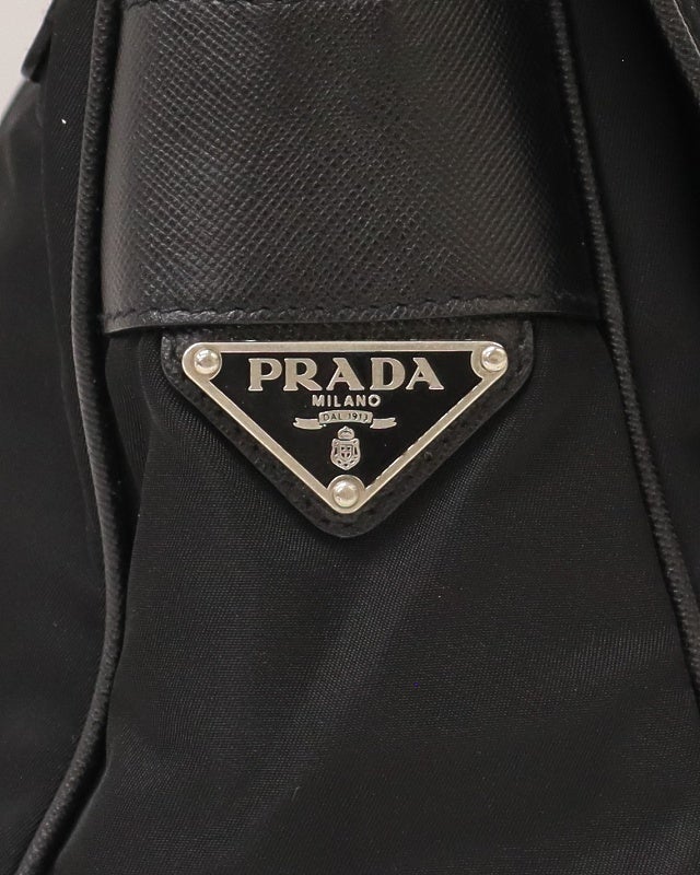 PRADA 三角ロゴ金具ナイロンワンショルダーバッグ | Hedy