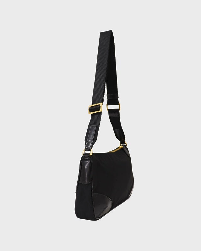 プラダ ショルダーバッグ 三角ロゴ シルバー金具 ベルト ナイロン レザー 黒 PRADA 三角ロゴ金具ナイロンレザーショルダーバッグ | Hedy