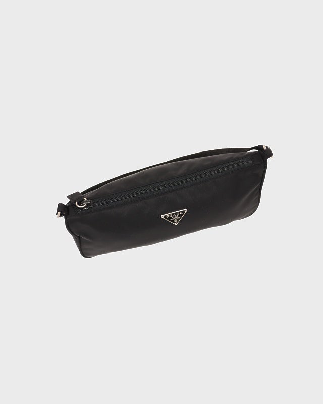 PRADA 三角ロゴ金具ナイロンワンショルダーバッグ | Hedy