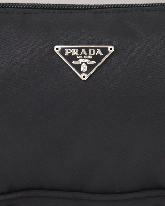 PRADA 三角ロゴ金具ナイロンワンショルダーバッグ | Hedy