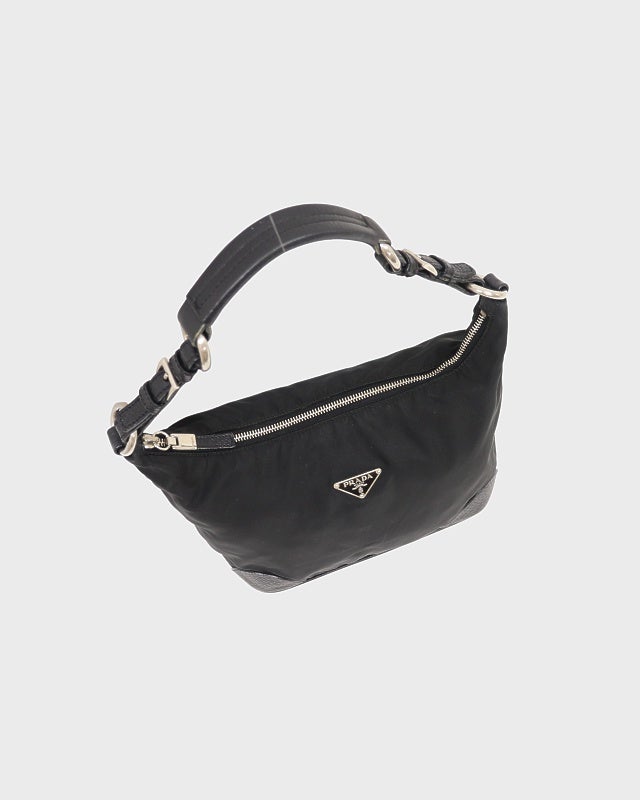 PRADA 三角ロゴ金具ナイロンワンショルダーバッグ | Hedy
