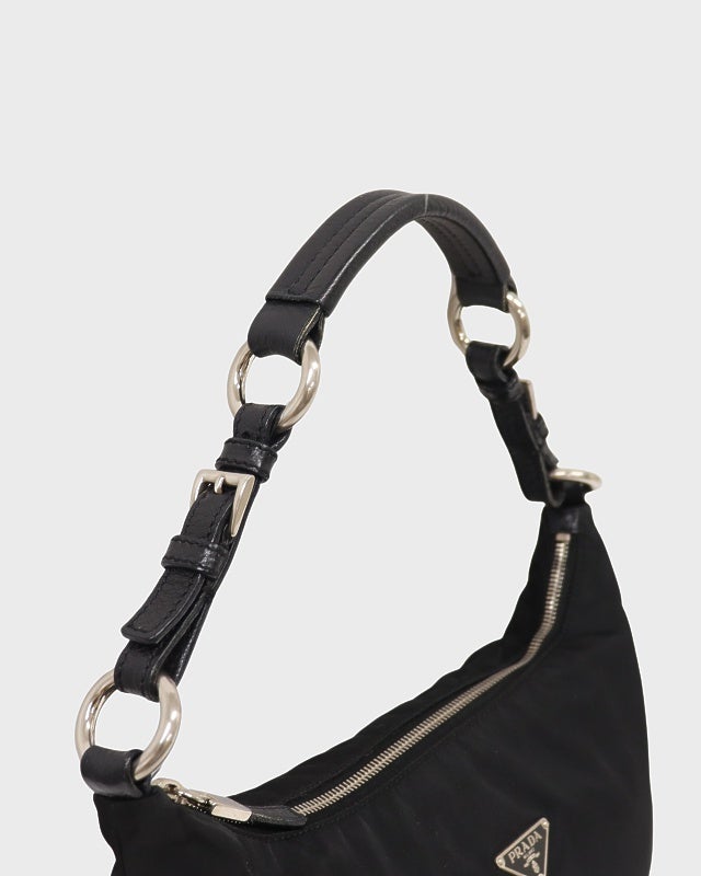 PRADA 三角ロゴ金具ナイロンワンショルダーバッグ | Hedy
