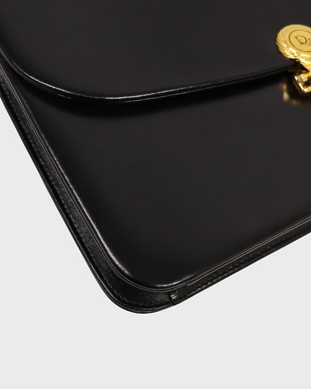 DIOR ロゴ金具チェーンショルダーバッグ | Hedy