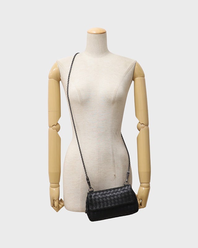 BOTTEGA VENETA イントレチャートレザーショルダーバッグ | Hedy