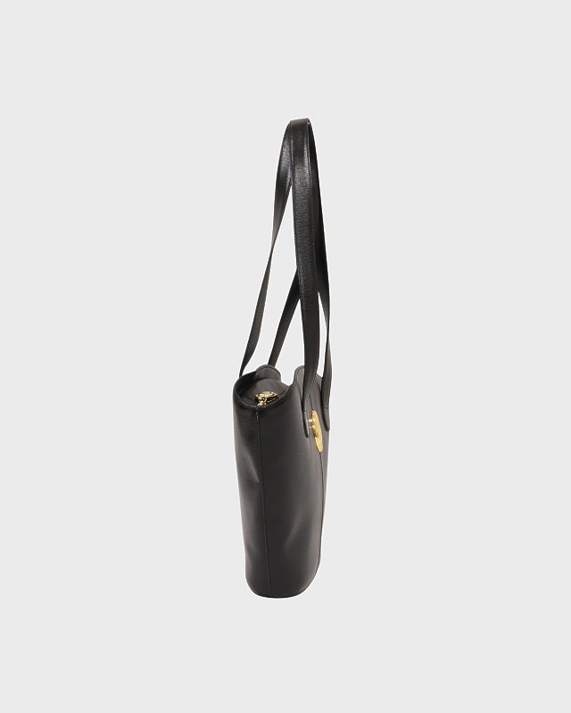 DIOR CDオーバルレザーショルダーバッグ | Hedy