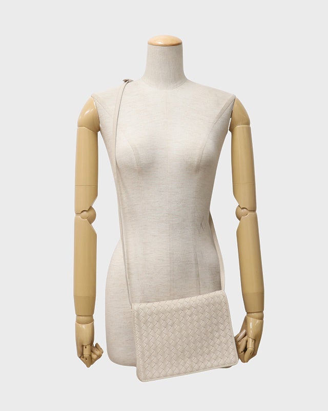 最終値下げ イントレチャートショルダー BOTTEGA VENETA イントレチャートショルダーバッグ | Hedy