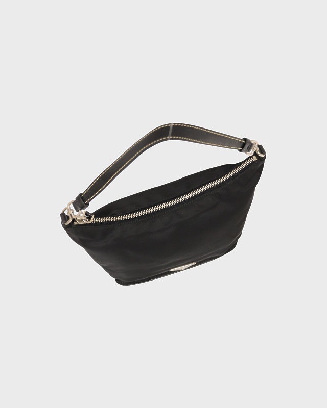 PRADA 三角ロゴ金具ナイロンレザーワンショルダーバッグ | Hedy