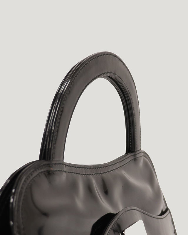 FENDI ロゴ金具パテントレザーハンドバッグ | Hedy