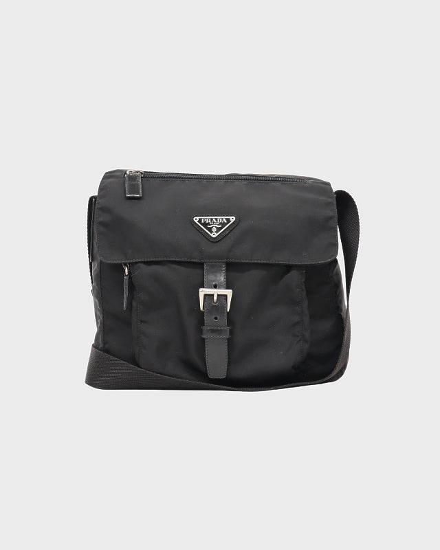 PRADA 三角ロゴ金具ナイロンショルダーバッグ | Hedy