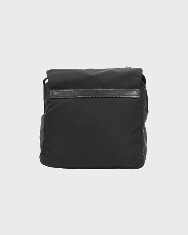PRADA 三角ロゴ金具ナイロンショルダーバッグ | Hedy