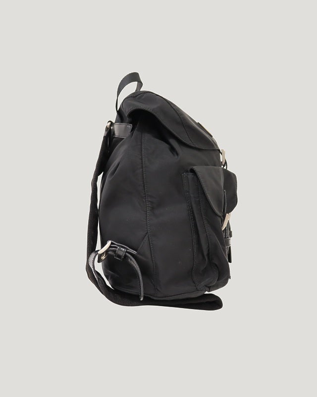 m*y様 PRADA お買い得！リュック バックパック ナイロン 三角ロゴ カー PRADA 三角ロゴ金具ナイロンリュック | Hedy