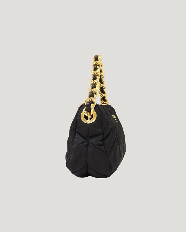 PRADAヴィンテージリボン ハンドバッグ レザー ブラック ゴールド PRADA ロゴ金具ナイロンレザーハンドバッグ | Hedy