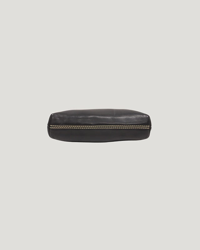 CHANEL ロゴレザーチェーンワンショルダーバッグ | Hedy