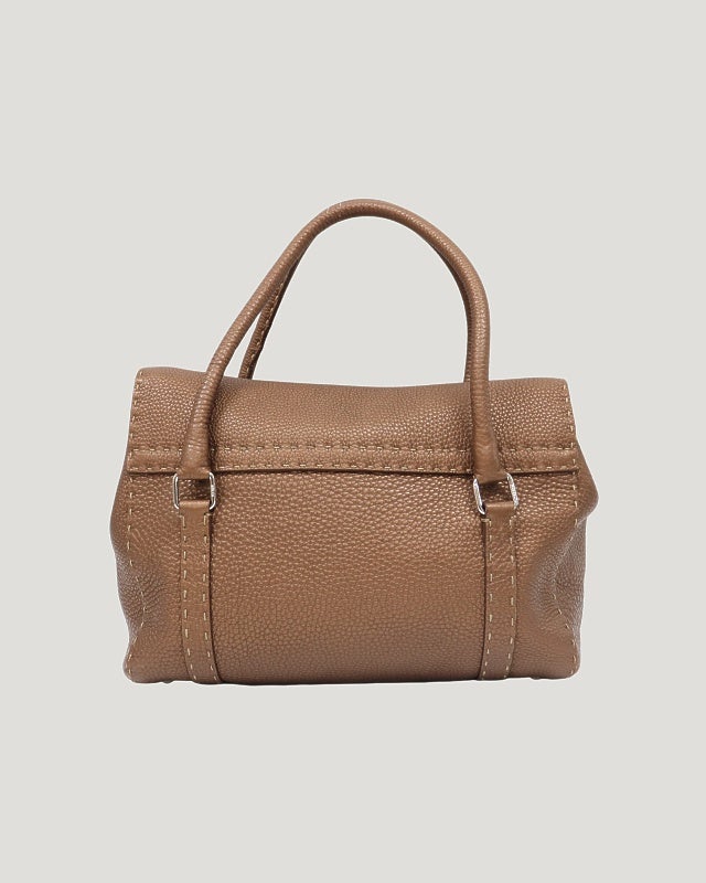 J*y様 FENDI Selleria セレリア ハンドバッグ ベージュ FENDI セレリアハンドバッグ | Hedy