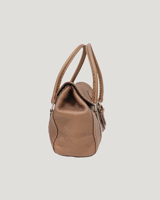 J*y様 FENDI Selleria セレリア ハンドバッグ ベージュ FENDI セレリアハンドバッグ | Hedy