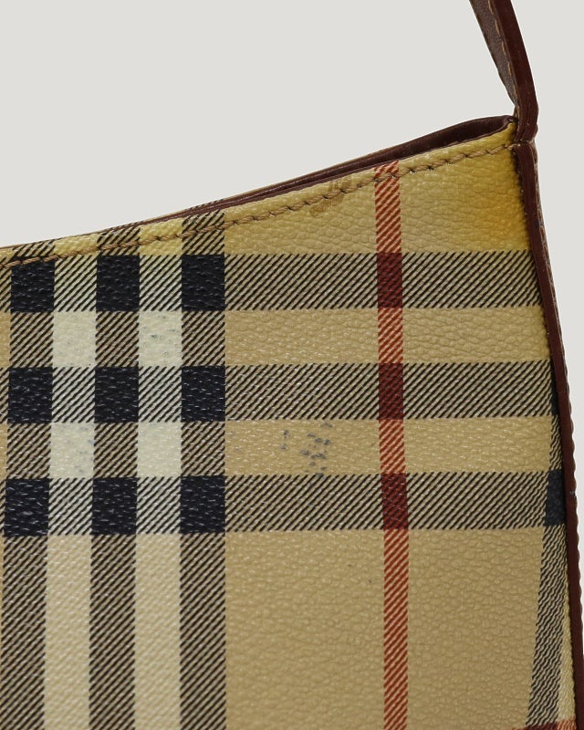 Burberry チェック柄 ワンショルダーバッグ BURBERRY チェック柄ワンショルダーバッグ | Hedy