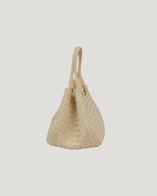 新品✨V12 BV イントレチャートスタイル エコレザー カートバッグ ベージュ BOTTEGA VENETA イントレチャートハンドバッグ | Hedy