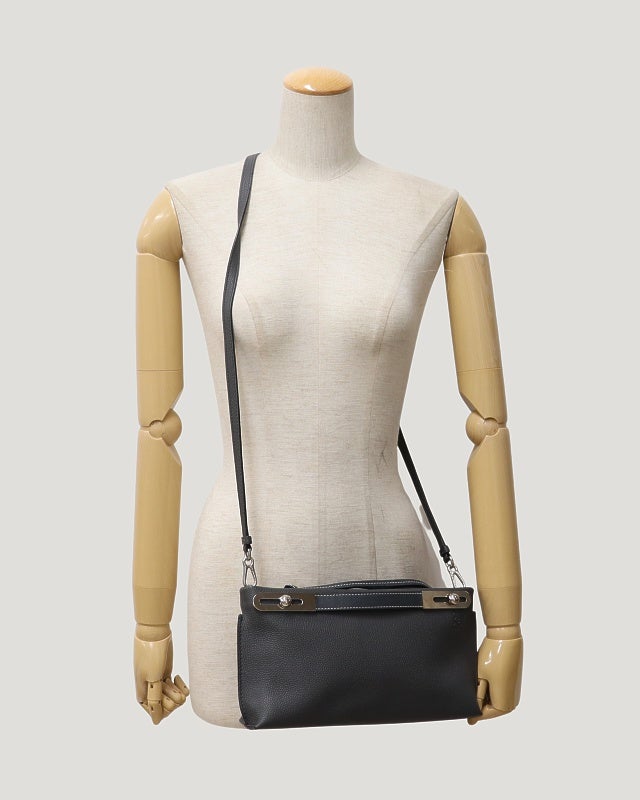 LOEWEミッシー スモール | Hedy