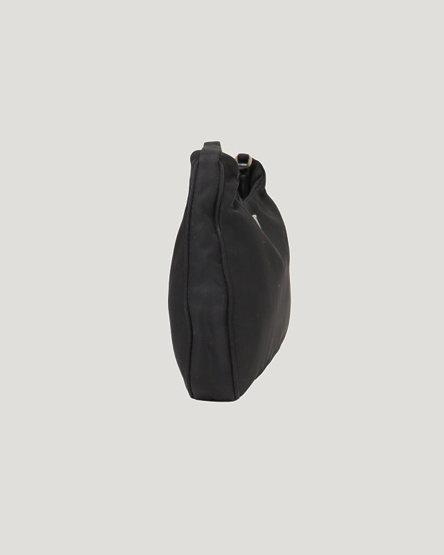 PRADA 三角ロゴ金具ナイロンワンショルダーバッグ | Hedy