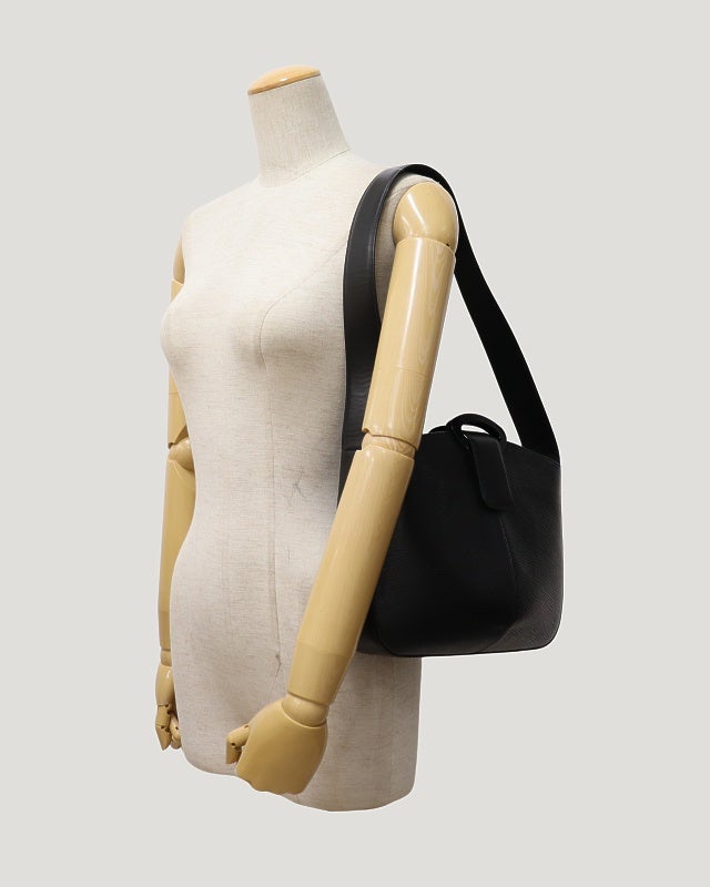 LOUIS VUITTON エピライン レヴリ | Hedy