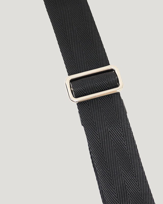PRADA 三角ロゴ金具ナイロンショルダーバッグ | Hedy