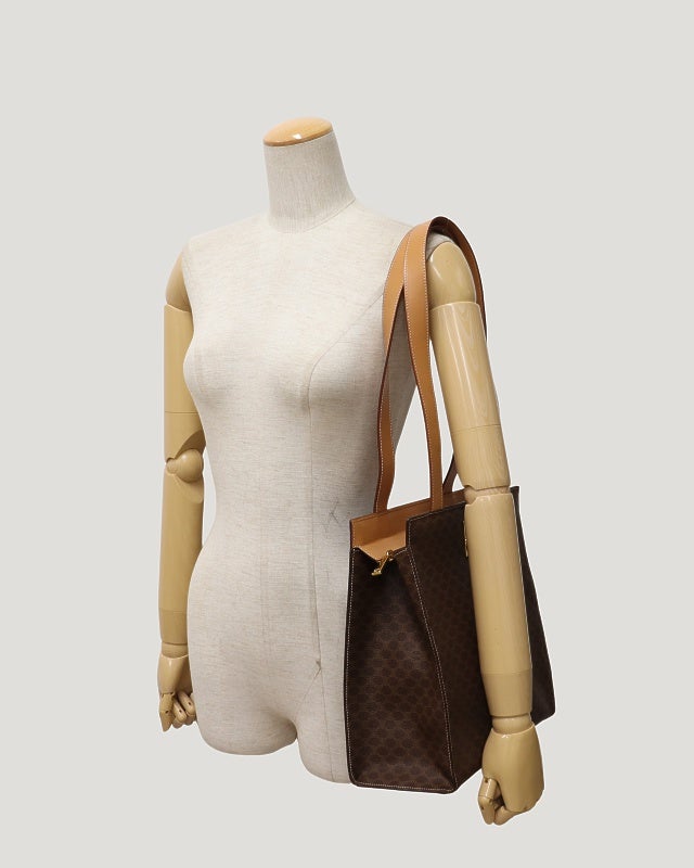 CELINE マカダム柄ガンチーニ金具トートバッグ | Hedy
