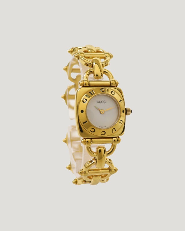 GUCCI 1600 ゴールド 腕時計 GUCCI 1600 | Hedy