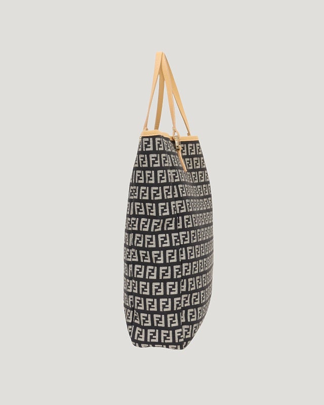 FENDI ズッキーノ柄トートバッグ | Hedy