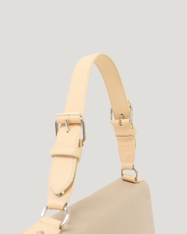 LOEWE ロゴレザーワンショルダーバッグ | Hedy