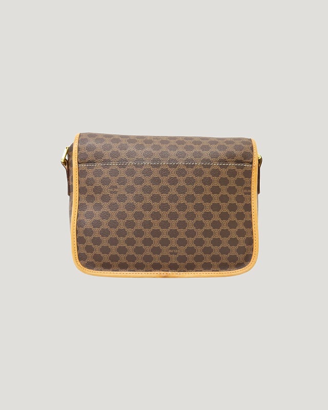 CELINE マカダム柄サークルロゴ金具ショルダーバッグ | Hedy