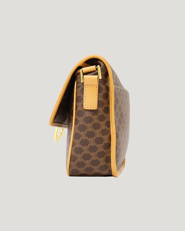 CELINE マカダム柄 サークルロゴ ショルダーバッグ CELINE マカダム柄サークルロゴ金具ショルダーバッグ | Hedy