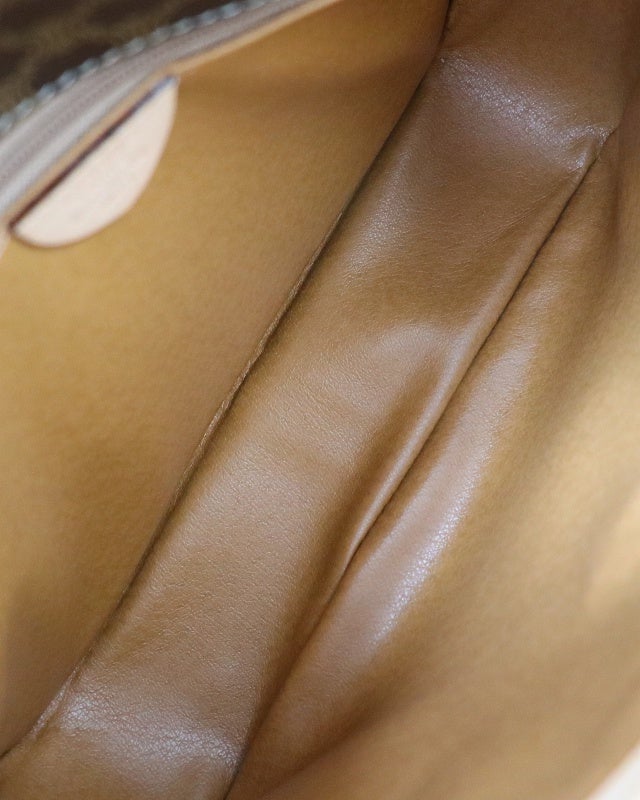 CELINE マカダム柄サークルロゴ金具ショルダーバッグ | Hedy