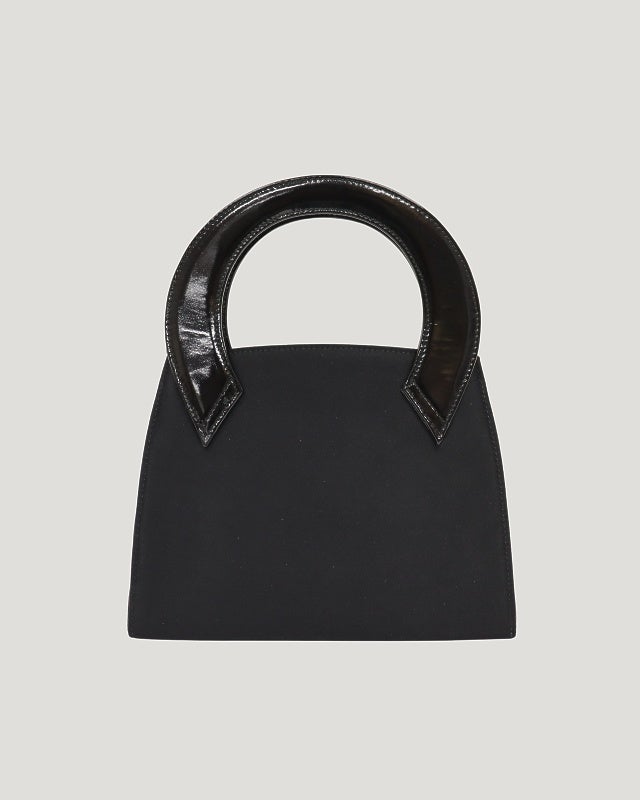 SALVATORE FERRAGAMO（フェラガモ）ショルダーバッグ | 【公式