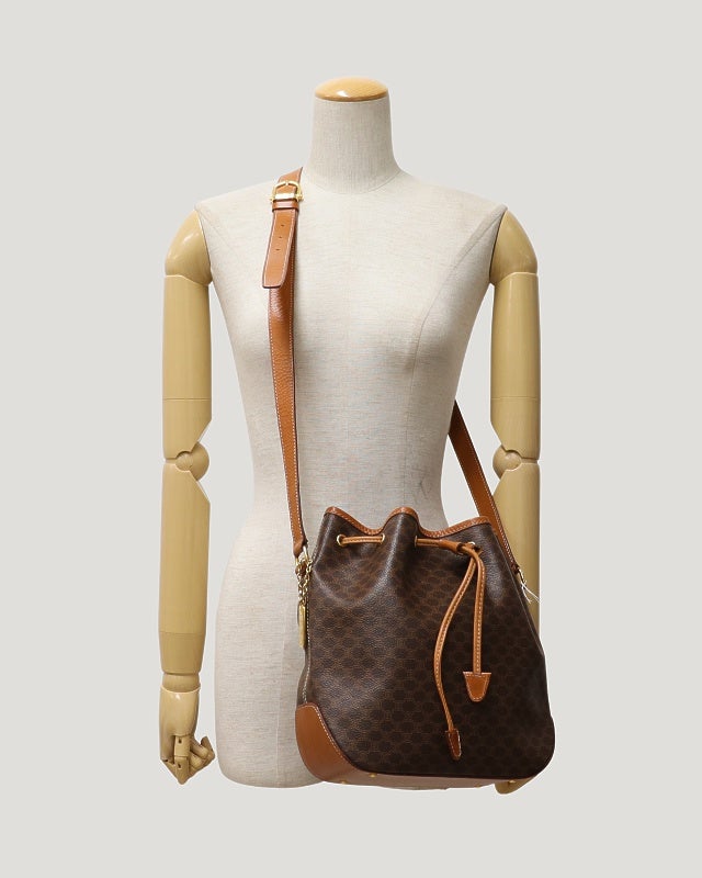 CELINE マカダム柄巾着ショルダーバッグ | Hedy