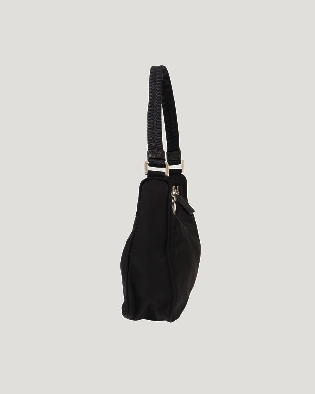 PRADA 三角ロゴ金具ナイロンワンショルダーバッグ | Hedy