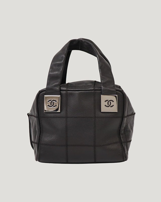 Ｙuya 　　CHANEL チョコバー キャビアスキン ハンドバッグ CHANEL チョコバーキャビアスキンミニハンドバッグ | Hedy