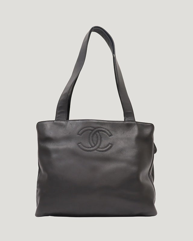 CHANEL COCOステッチレザートートバッグ | Hedy