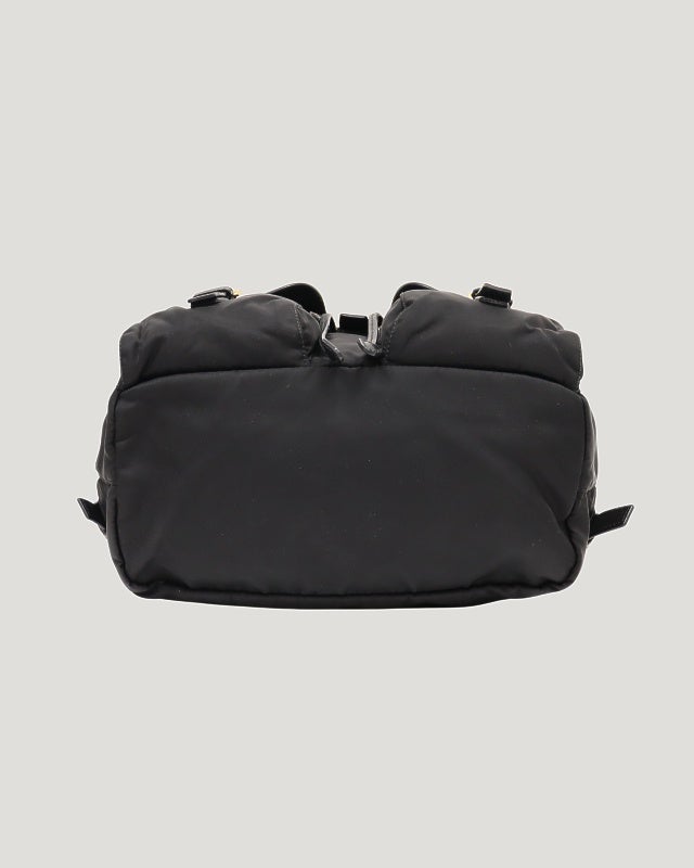PRADA 三角ロゴ金具ナイロンリュック | Hedy