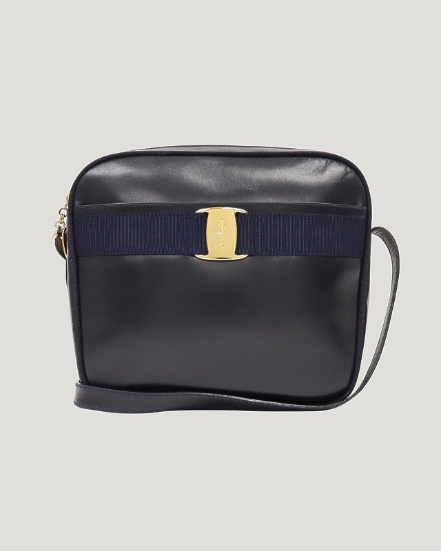 SALVATORE FERRAGAMO（フェラガモ）バッグ | 【公式】ヴィンテージ